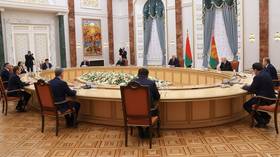 West has ‘backstabbed’ Ukraine – Lukashenko